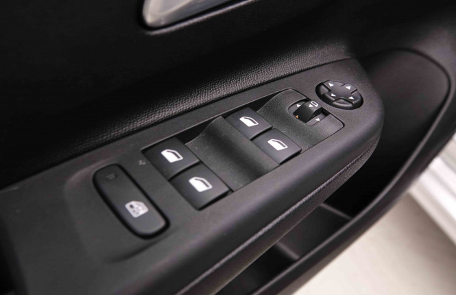 OPEL_OPEL_CORSA_2551278_20.jpg OPEL_OPEL_CORSA_2551278_20.jpg