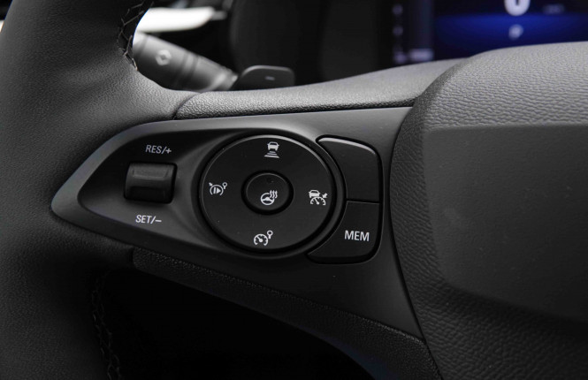 OPEL_OPEL_CORSA_2551280_17.jpg OPEL_OPEL_CORSA_2551280_17.jpg