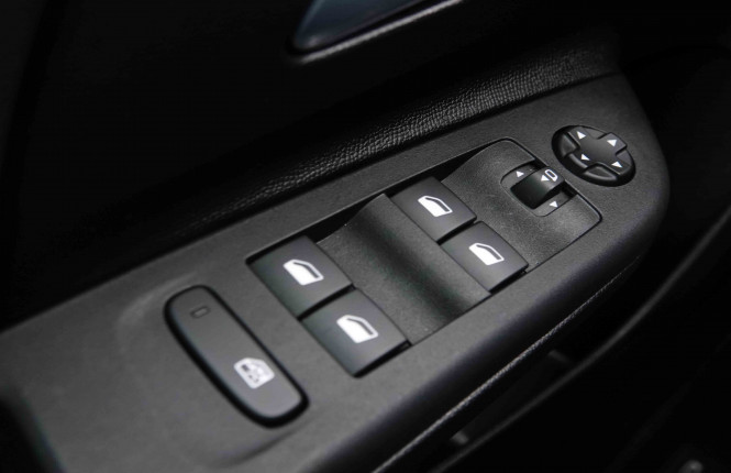 OPEL_OPEL_CORSA_2551280_20.jpg OPEL_OPEL_CORSA_2551280_20.jpg