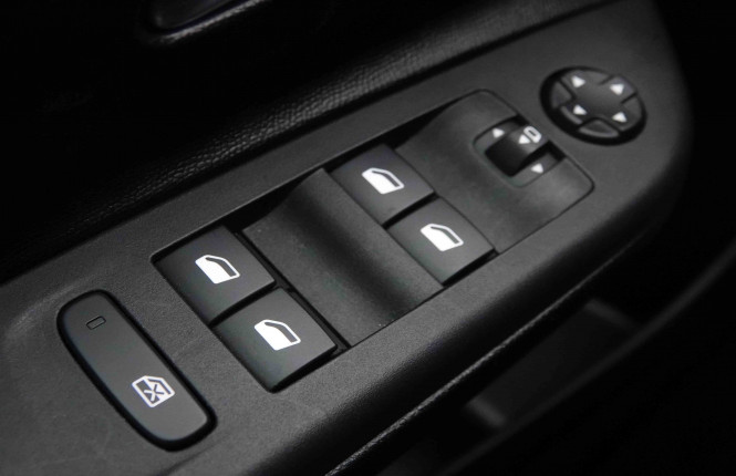 OPEL_OPEL_CORSA_2652349_18.jpg OPEL_OPEL_CORSA_2652349_18.jpg