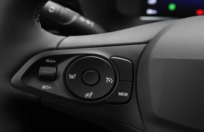 OPEL_OPEL_CORSA_2652537_17.jpg OPEL_OPEL_CORSA_2652537_17.jpg