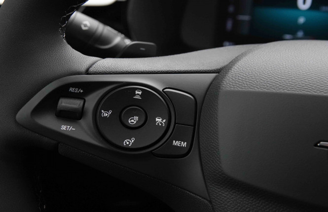 OPEL_OPEL_CORSA_2652857_18.jpg OPEL_OPEL_CORSA_2652857_18.jpg