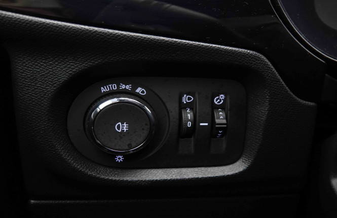 OPEL_OPEL_CORSA_2652979_18.jpg OPEL_OPEL_CORSA_2652979_18.jpg