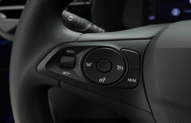 OPEL_OPEL_CORSA_2653947_17.jpg OPEL_OPEL_CORSA_2653947_17.jpg