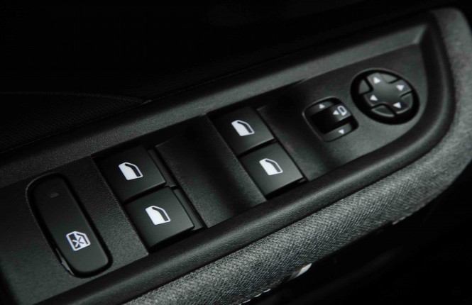 OPEL_OPEL_FRONTERA_2653523_18.jpg
