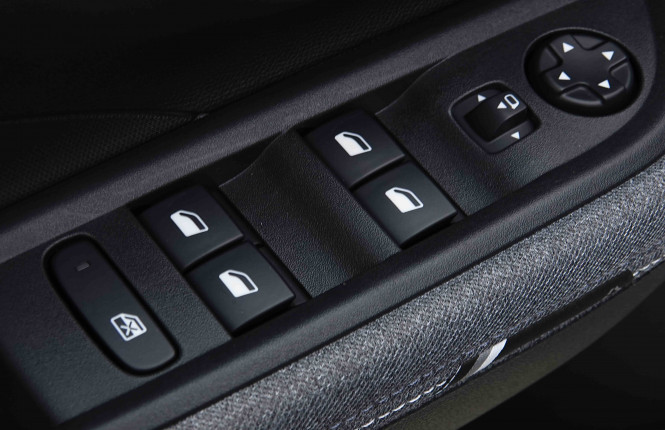OPEL_OPEL_FRONTERA_2653530_19.jpg OPEL_OPEL_FRONTERA_2653530_19.jpg