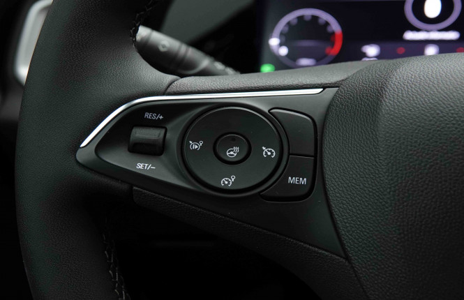 OPEL_OPEL_GRANDLAND_2653602_18.jpg OPEL_OPEL_GRANDLAND_2653602_18.jpg