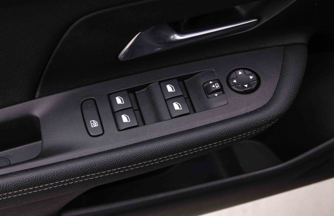 OPEL_OPEL_MOKKA_2547386_20.jpg