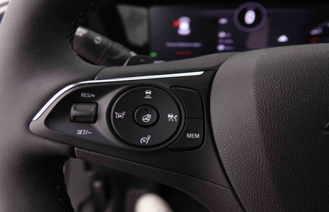 OPEL_OPEL_MOKKA_2550629_17.jpg OPEL_OPEL_MOKKA_2550629_17.jpg