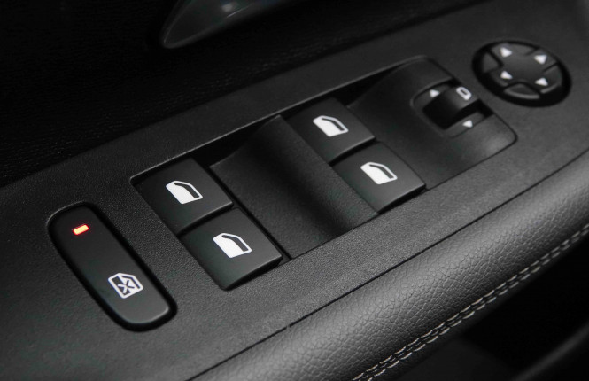 OPEL_OPEL_MOKKA_2652654_21.jpg OPEL_OPEL_MOKKA_2652654_21.jpg