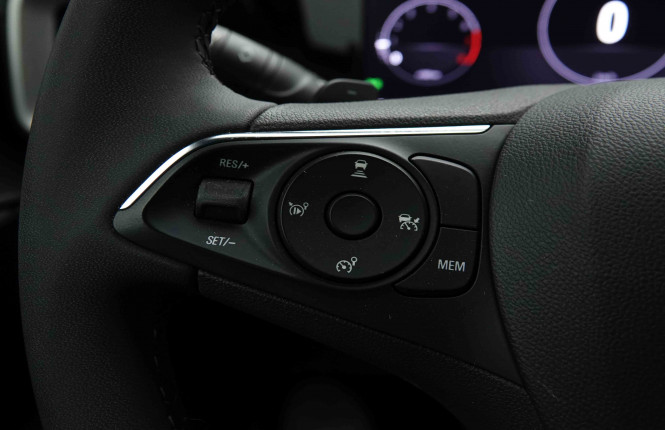 OPEL_OPEL_MOKKA_2653390_18.jpg OPEL_OPEL_MOKKA_2653390_18.jpg