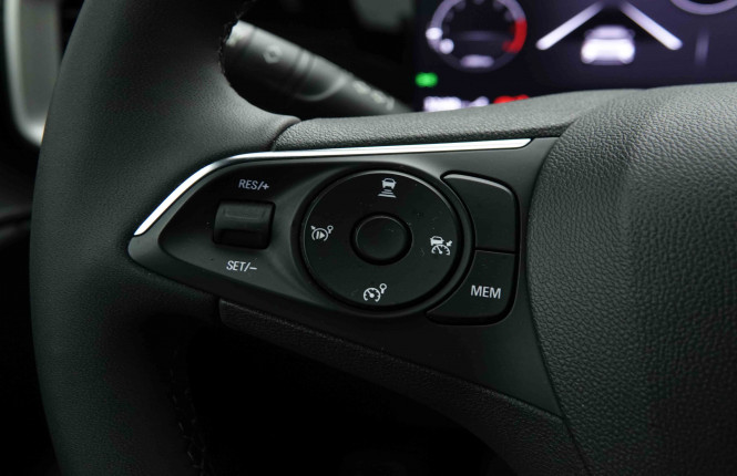 OPEL_OPEL_MOKKA_2653593_17.jpg OPEL_OPEL_MOKKA_2653593_17.jpg