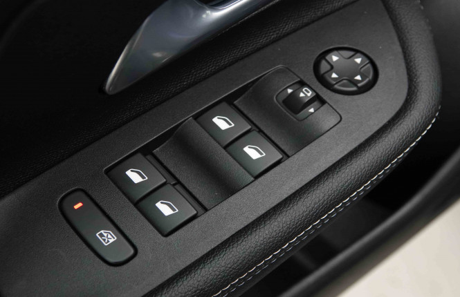 OPEL_OPEL_MOKKA_2653648_19.jpg