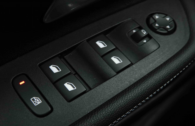 OPEL_OPEL_MOKKA_2653658_18.jpg OPEL_OPEL_MOKKA_2653658_18.jpg