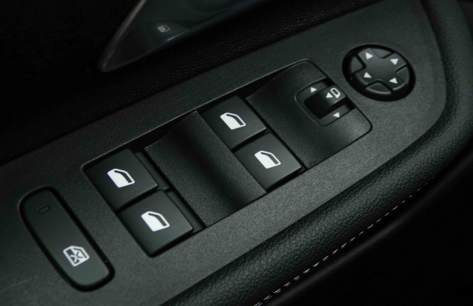 OPEL_OPEL_MOKKA_2653934_19.jpg
