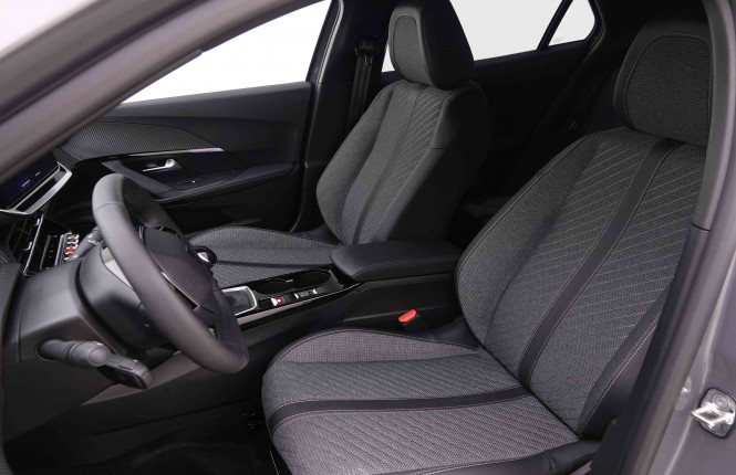 PEUGEOT_PEUGEOT_2008_2547562_6.jpg