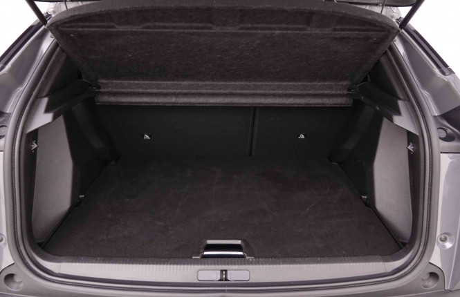 PEUGEOT_PEUGEOT_2008_2548135_5.jpg