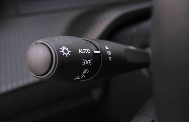 PEUGEOT_PEUGEOT_2008_2548312_15.jpg