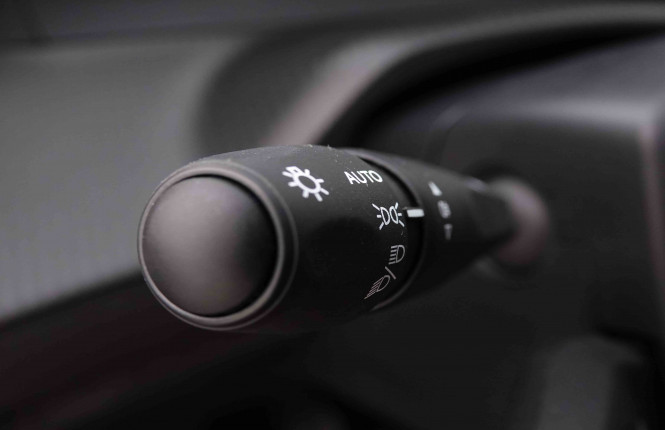 PEUGEOT_PEUGEOT_2008_2548634_17.jpg