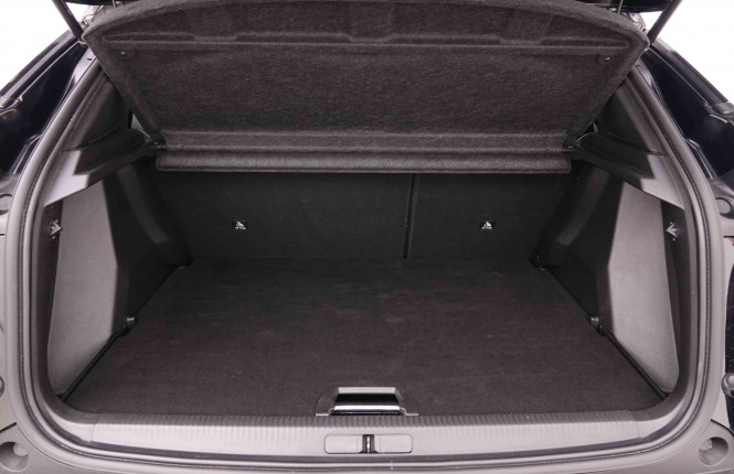 PEUGEOT_PEUGEOT_2008_2548634_5.jpg