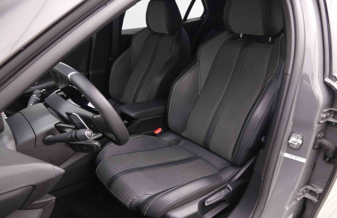 PEUGEOT_PEUGEOT_2008_2548864_6.jpg PEUGEOT_PEUGEOT_2008_2548864_6.jpg