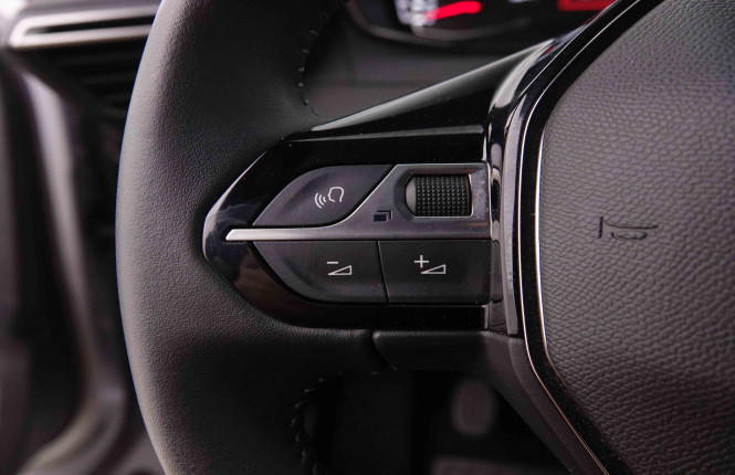PEUGEOT_PEUGEOT_2008_2548917_18.jpg