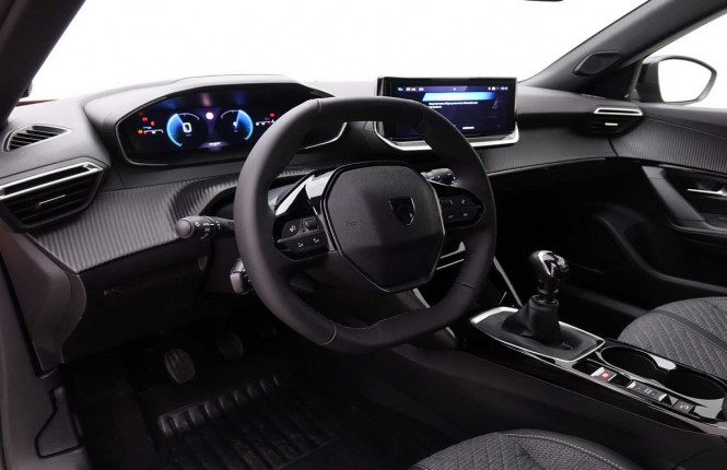 PEUGEOT_PEUGEOT_2008_2548987_7.jpg