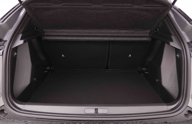PEUGEOT_PEUGEOT_2008_2550537_5.jpg
