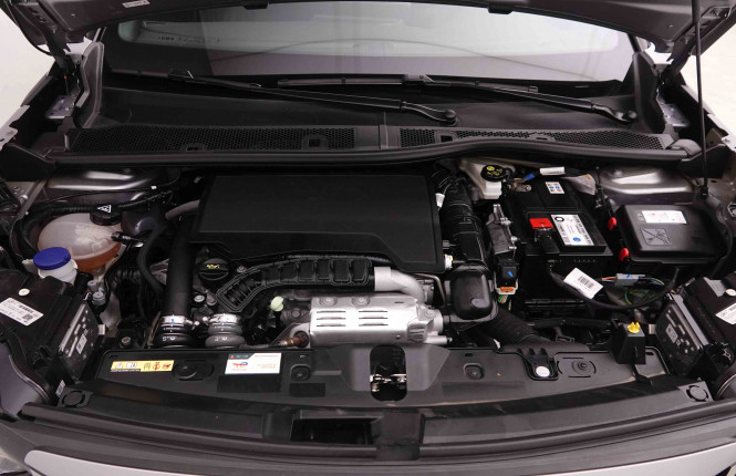 PEUGEOT_PEUGEOT_2008_2550712_23.jpg