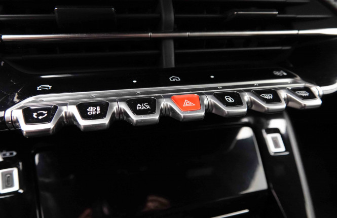 PEUGEOT_PEUGEOT_2008_2651911_14.jpg