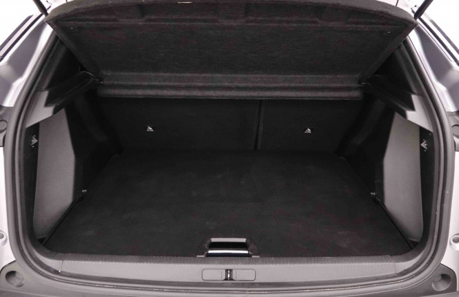 PEUGEOT_PEUGEOT_2008_2651926_5.jpg