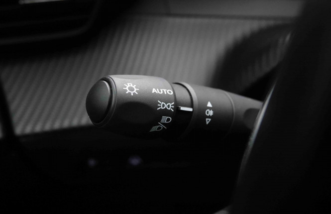 PEUGEOT_PEUGEOT_2008_2652077_15.jpg PEUGEOT_PEUGEOT_2008_2652077_15.jpg