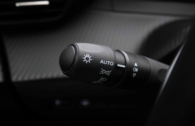 PEUGEOT_PEUGEOT_2008_2652079_16.jpg PEUGEOT_PEUGEOT_2008_2652079_16.jpg