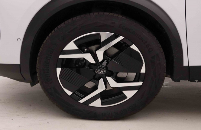 PEUGEOT_PEUGEOT_2008_2652238_76.jpg
