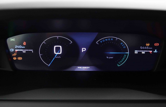 PEUGEOT_PEUGEOT_2008_2652244_73.jpg