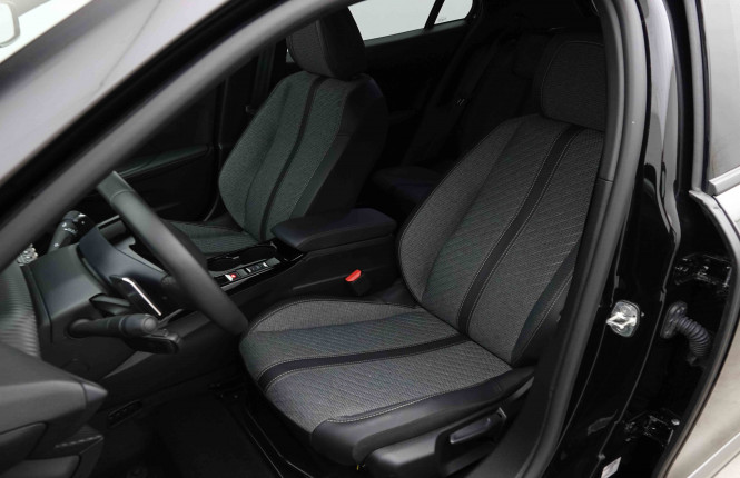 PEUGEOT_PEUGEOT_2008_2652247_6.jpg