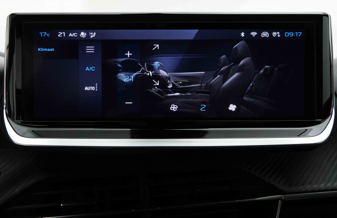 PEUGEOT_PEUGEOT_2008_2652247_9.jpg