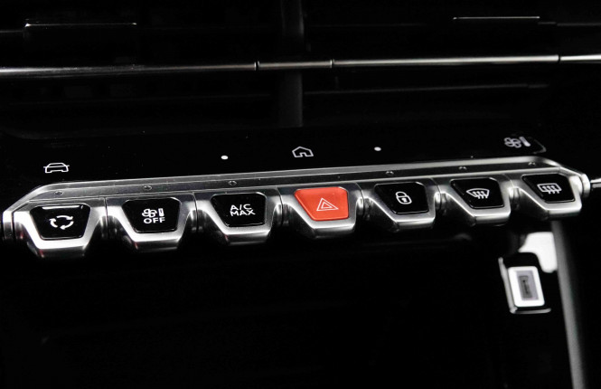 PEUGEOT_PEUGEOT_2008_2653090_13.jpg PEUGEOT_PEUGEOT_2008_2653090_13.jpg