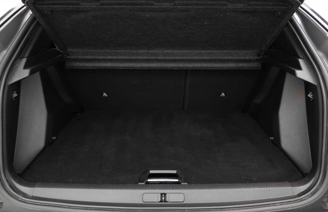 PEUGEOT_PEUGEOT_2008_2653454_5.jpg