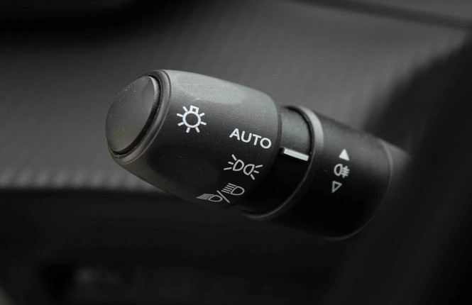 PEUGEOT_PEUGEOT_2008_2653819_14.jpg