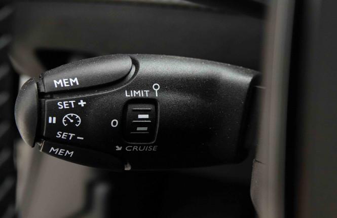PEUGEOT_PEUGEOT_2008_2653819_16.jpg
