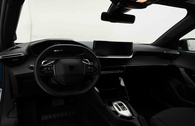 PEUGEOT_PEUGEOT_2008_2653963_7.jpg