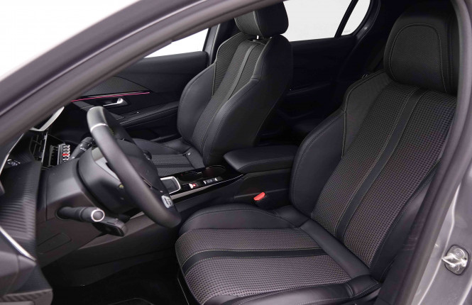 PEUGEOT_PEUGEOT_208_2546926_6.jpg