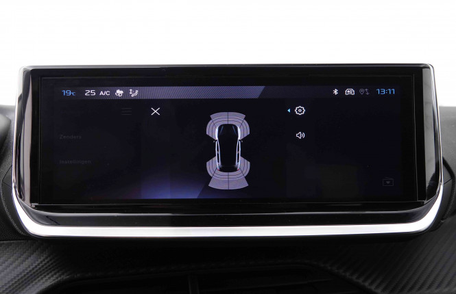 PEUGEOT_PEUGEOT_208_2548504_11.jpg