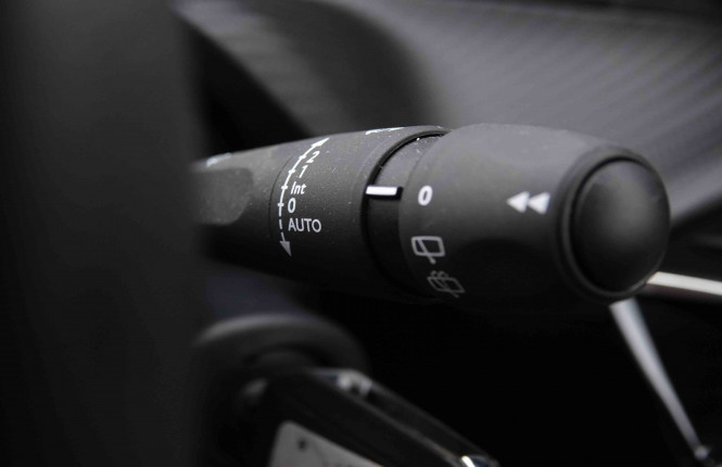 PEUGEOT_PEUGEOT_208_2548504_15.jpg