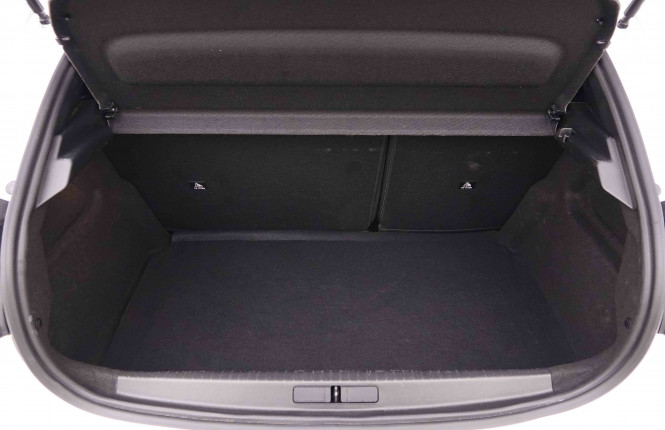 PEUGEOT_PEUGEOT_208_2548527_5.jpg
