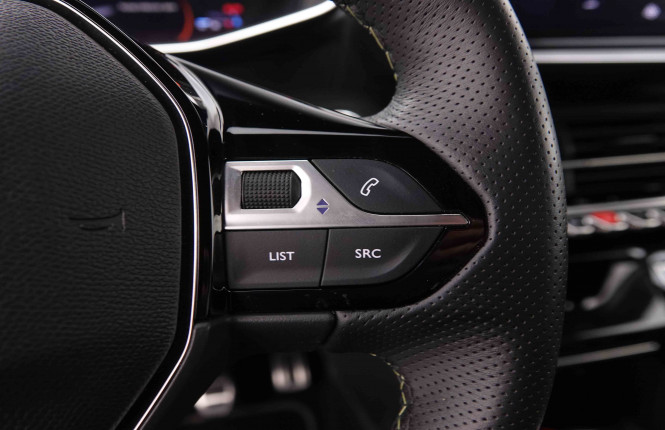 PEUGEOT_PEUGEOT_208_2548528_19.jpg