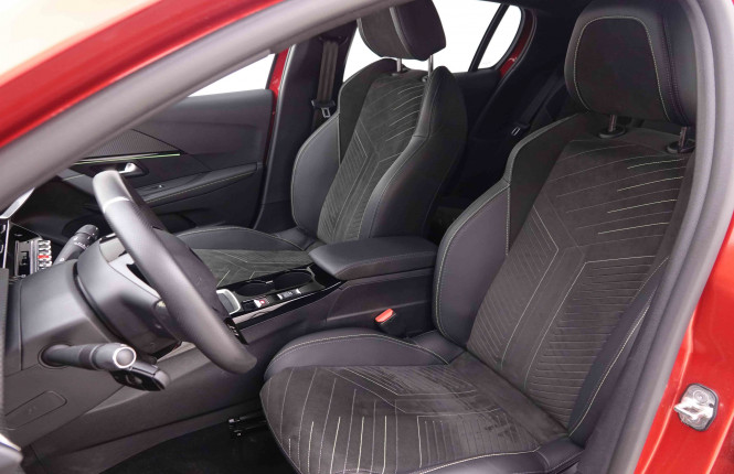 PEUGEOT_PEUGEOT_208_2548528_6.jpg