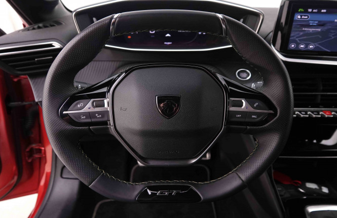 PEUGEOT_PEUGEOT_208_2548528_8.jpg