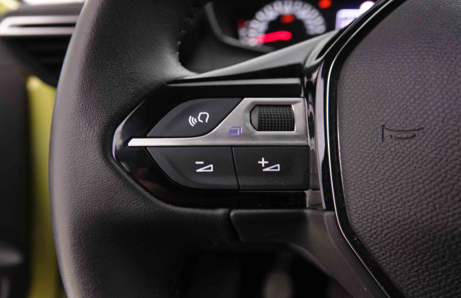 PEUGEOT_PEUGEOT_208_2550352_16.jpg PEUGEOT_PEUGEOT_208_2550352_16.jpg